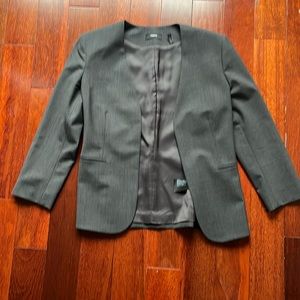 Theory Lindrayia Blazer in Good Wool